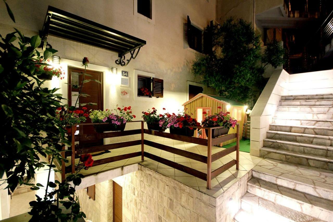 Apartments Ardura Petrovac Eksteriør billede